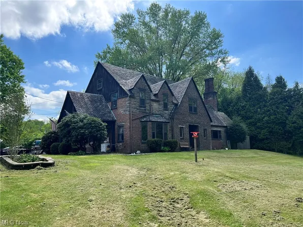 1863 Parkway Ave, East Liverpool, OH 43920