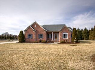 4513 Peeples Rd, Oak Ridge, NC 27310