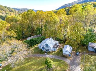 125 Timberline Dr, Maggie Valley, NC 28751