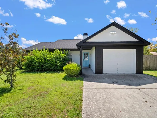 4613 N Country Hills Ct, Plant City, FL 33566