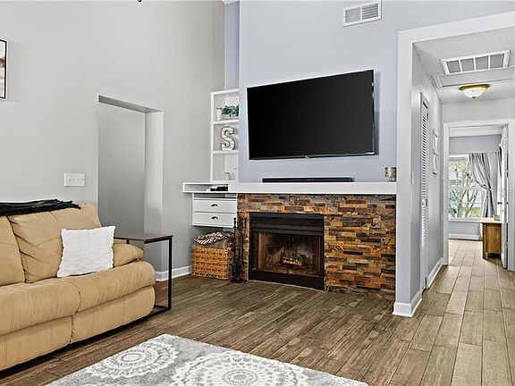 4th image of 7704 Citronella Ct
