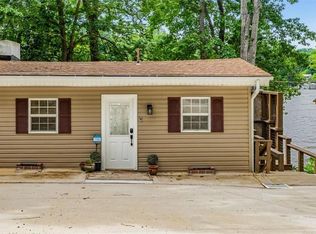 718 Lake Dr #9, Lexington, NC 27292