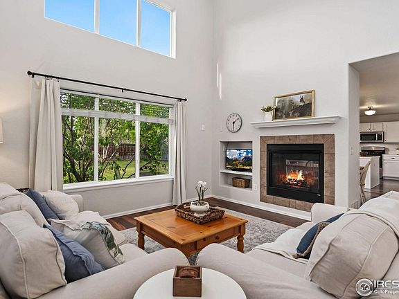 4th image of 624 Scotch Pine Dr