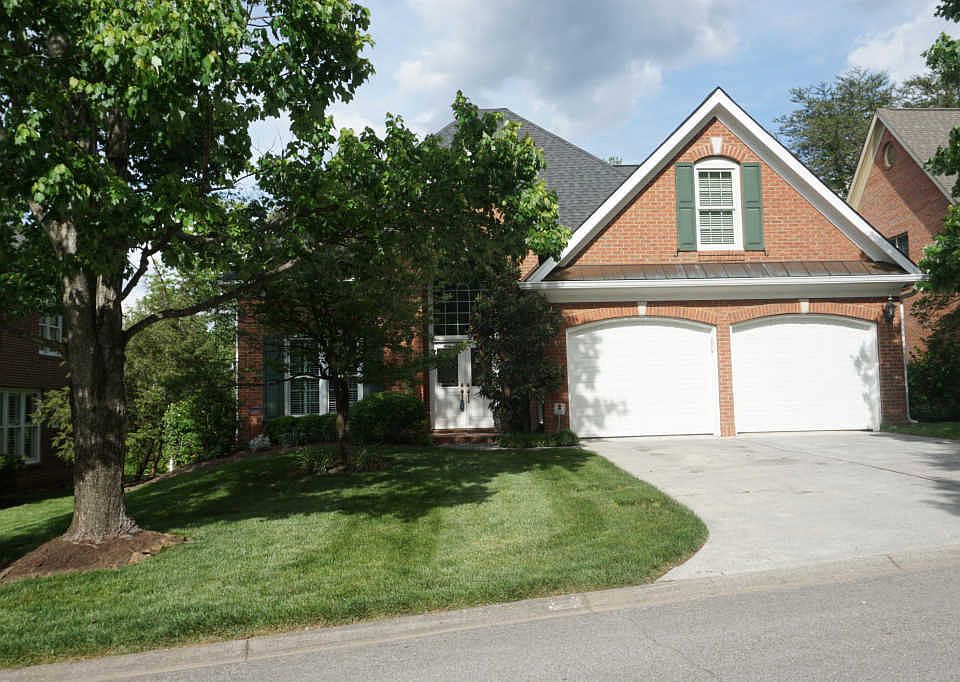 2nd image of 432 Wyndham Hall Ln