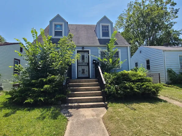 110 W 140th Ct, Riverdale, IL 60827