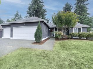 23930 233rd Way SE, Maple Valley, WA 98038