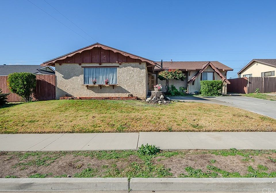 1st image of 3115 Montano Dr