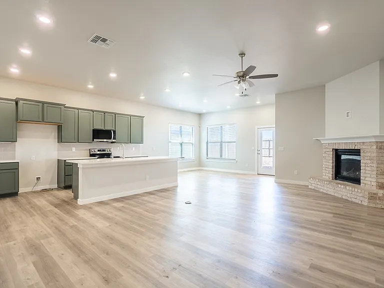 5905 Settler Ave — Photo 8