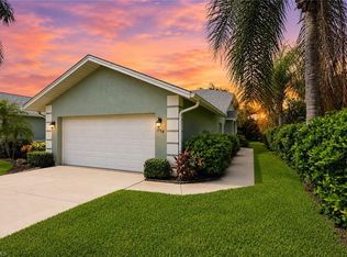1768 Royal CIR #1402, NAPLES, FL 34112
