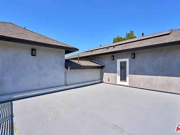 102 Marion Blvd — Photo 51