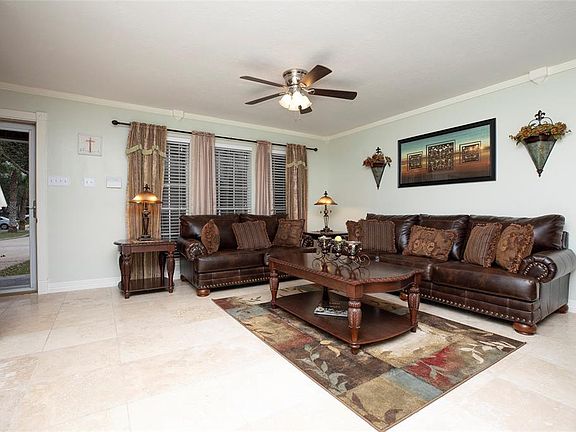 3rd image of 6618 Wide Creek Dr