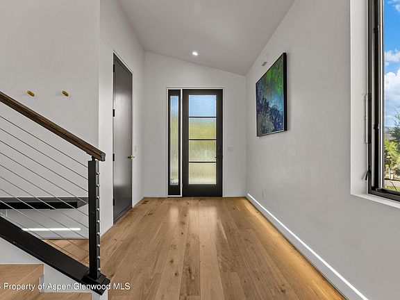 4th image of 157 Sage Meadow Rd