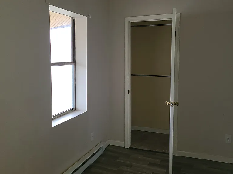 105 McClure St — Photo 10