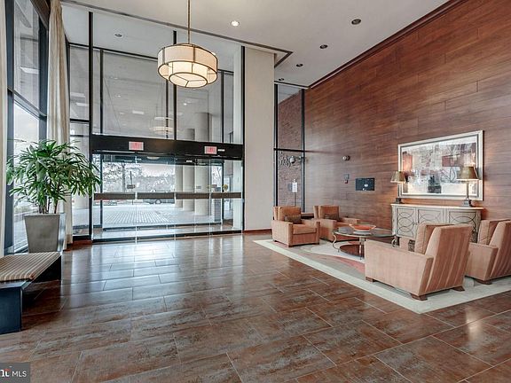 4th image of 2555 Pennsylvania Ave NW APT 619