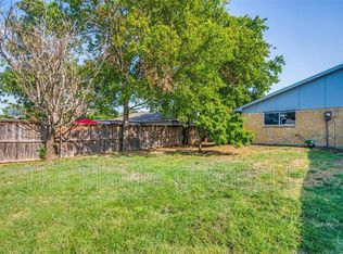 2051 Kings Rd, Carrollton, TX 75007