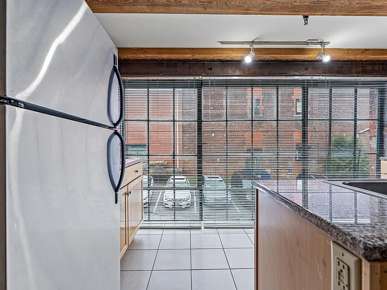 Cigar Lofts — Photo 37