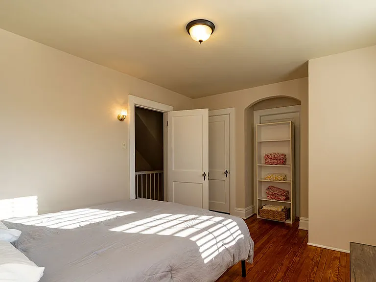313 Frederick St — Photo 22