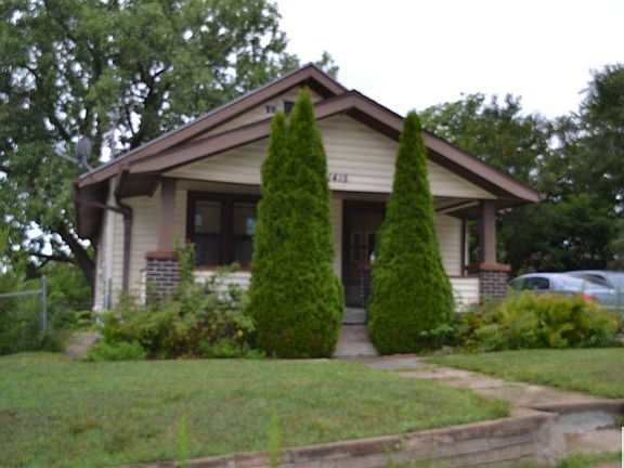 2nd image of 1415 McDonald St