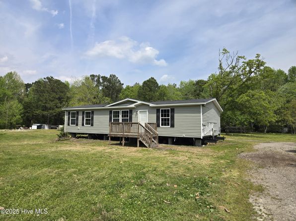 303 Crocket Avenue, New Bern, NC 28560