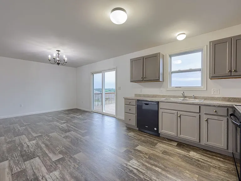10 Hillside Dr — Photo 13
