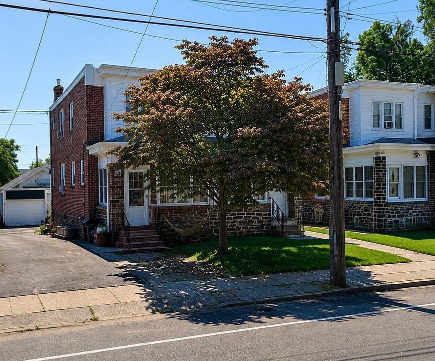 1st image of 532 Tyson Ave