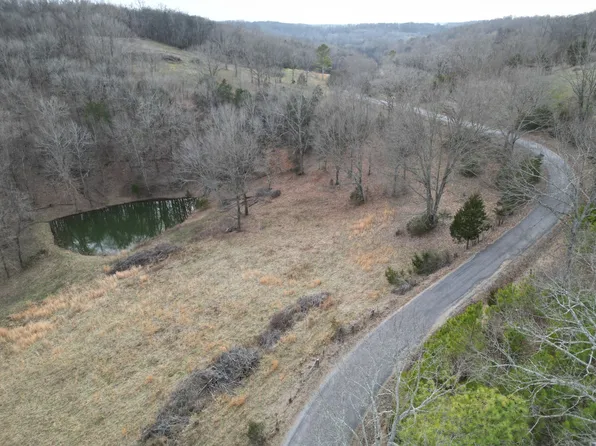 20690 State Line St, Elkmont, AL 35620