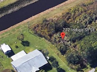 722 Indigo St SE, Palm Bay, FL 32909