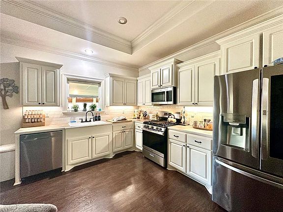 5th image of 29748 Clinton Threeton Rd