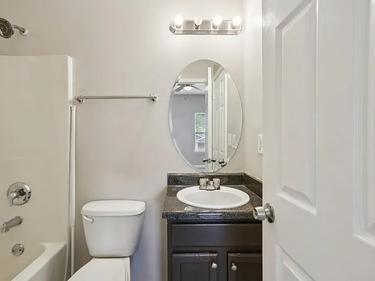 753 Prince Pl NW — Photo 19