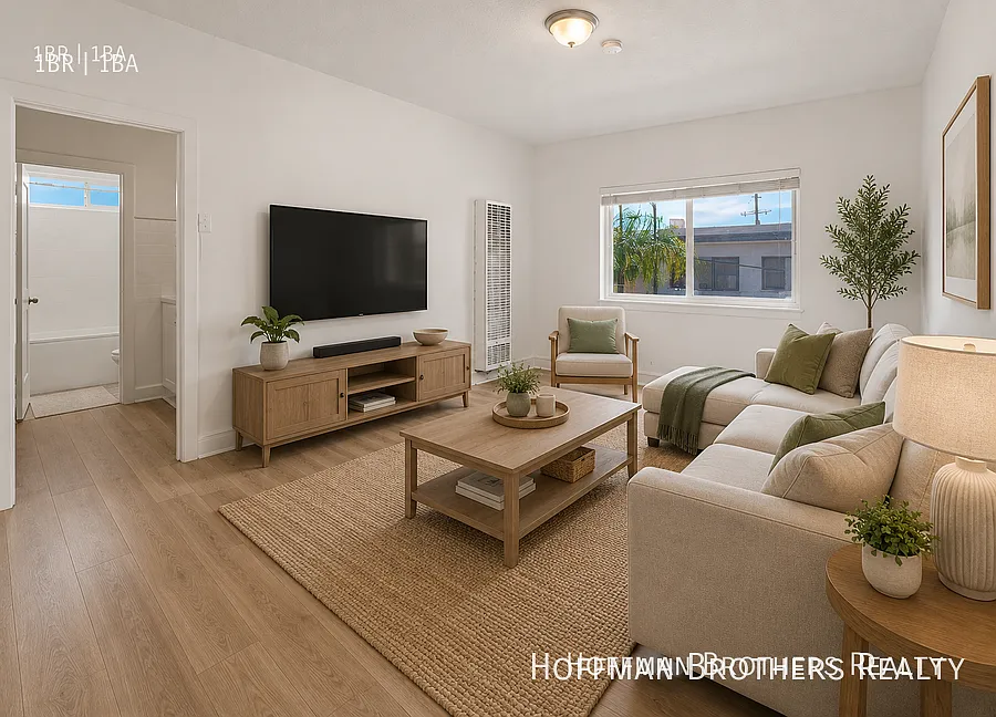 600 N Soto St #207