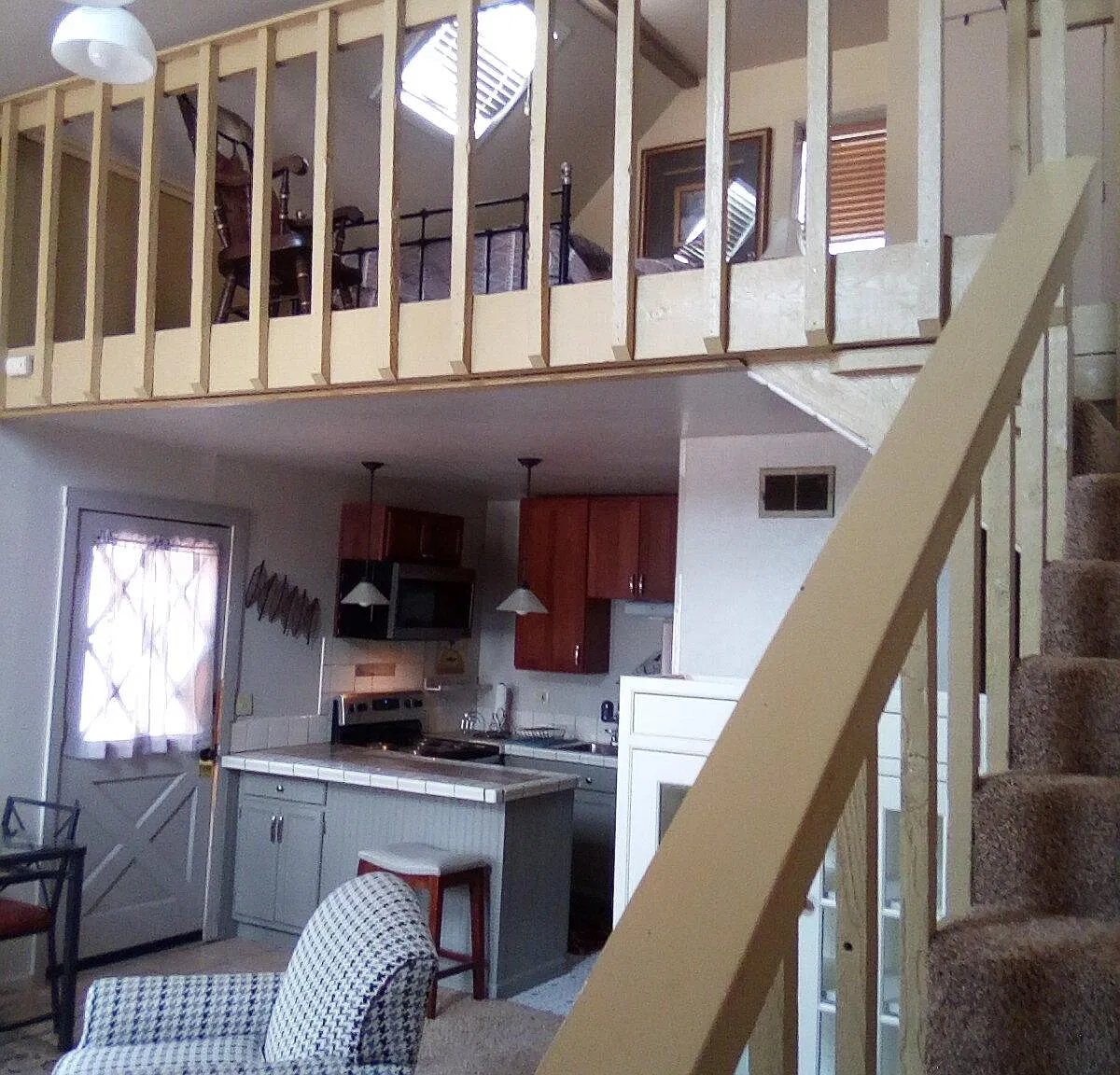 1 bed, 725 sqft, $1,975 — Photo 3