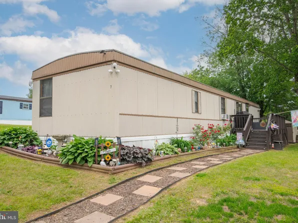 7 Hillcrest Dr, Conowingo, MD 21918