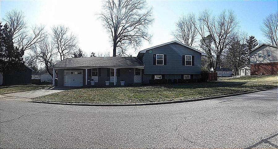 1st image of 525 E Buena Vista Rd
