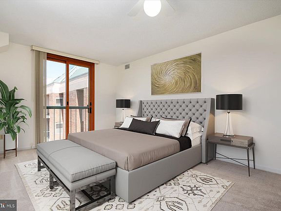 3rd image of 4808 Moorland Ln #Penthouse 1301