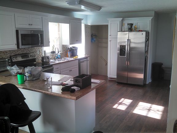 5th image of 4015 Keswick Dr
