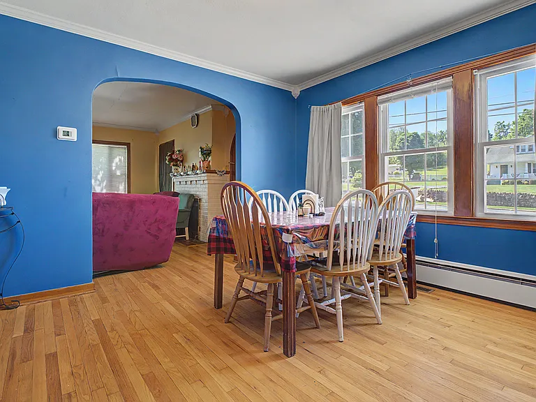 342 W Old Cross Rd — Photo 10
