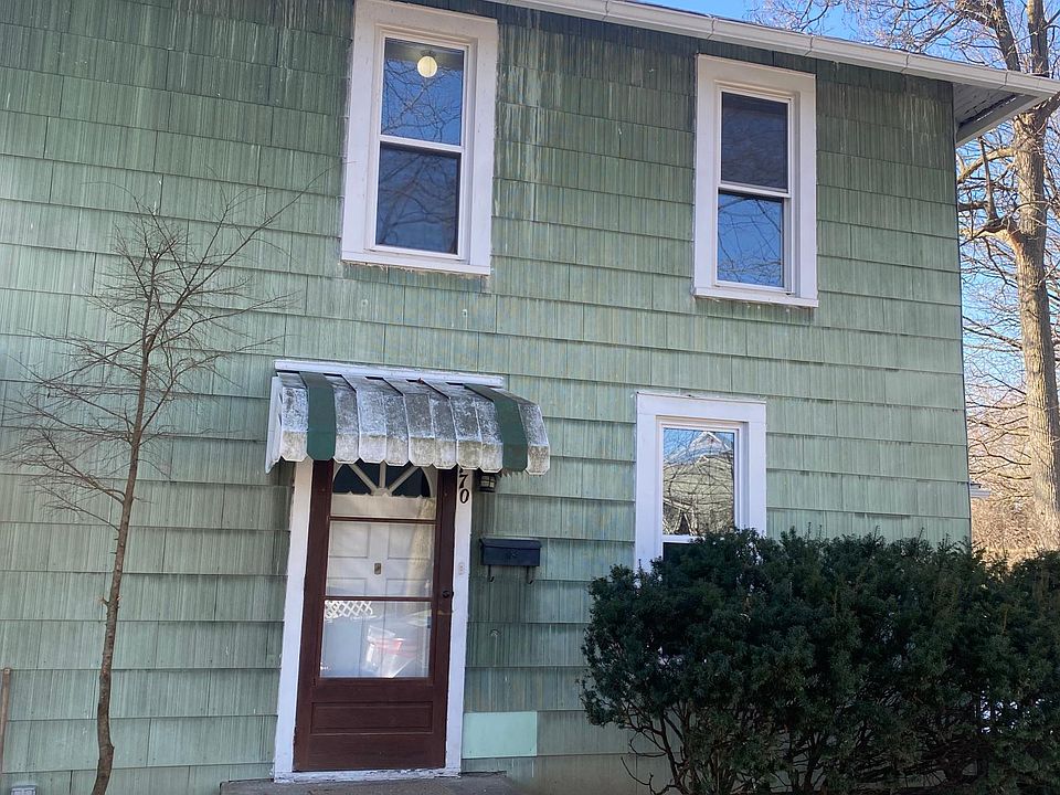 1st image of 168 Mills St #170