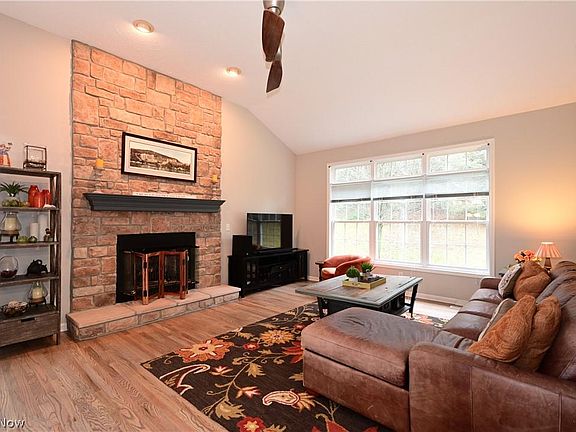 4th image of 30001 Shadow Creek Dr #30