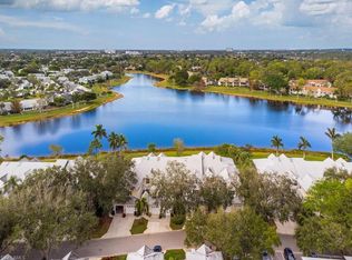 2839 Aintree Ln APT B202, Naples, FL 34112
