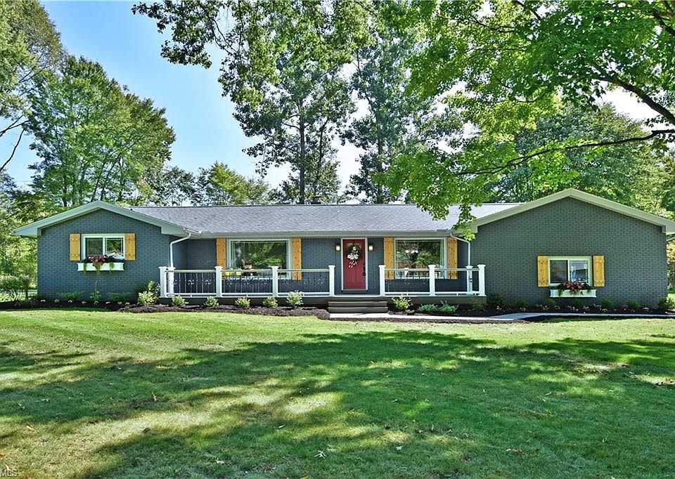 1st image of 2020 Crestwood Blvd