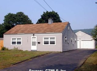 41 Mountain View Dr, Plainville, CT 06062