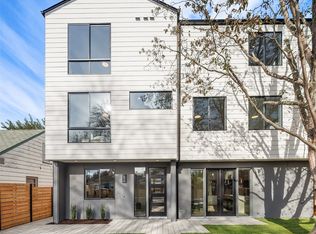 602 NW 48th St, Seattle, WA 98107