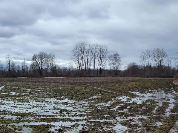 70555 North Ave, Armada, MI 48005