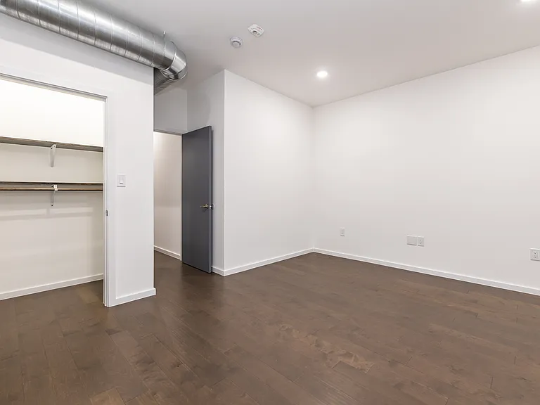 1525 N 6th St #4 — Photo 16