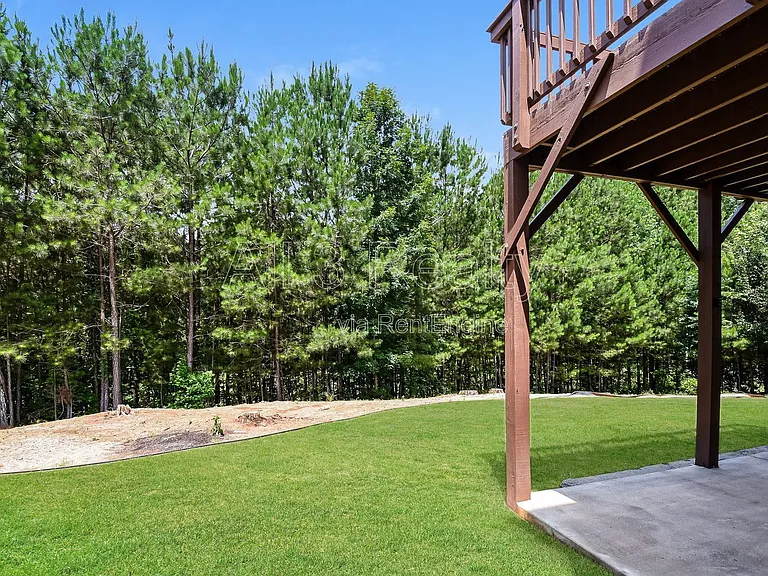 3738 Valley Spring Dr — Photo 25