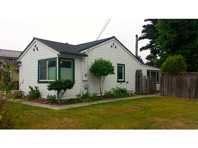 619 38th Ave photo 1