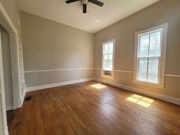 1500 N Franklin St — Photo 5