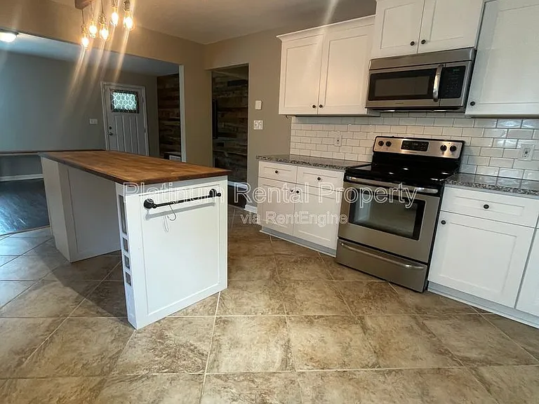 2706 White Oak Dr — Photo 16