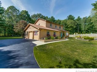 43 Suzanne Ln, Brooklyn, CT 06234