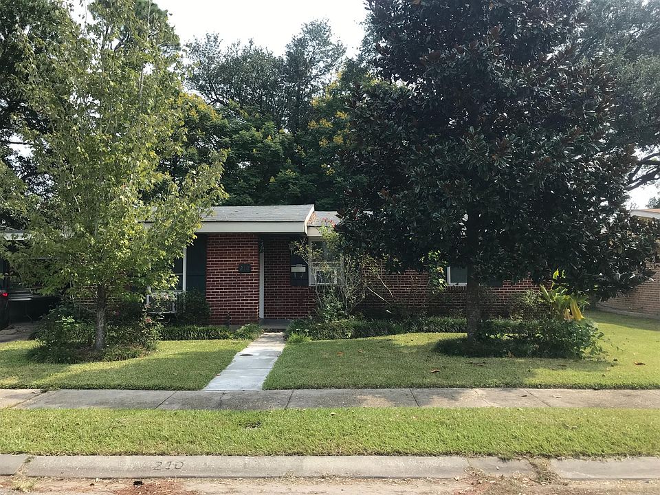 1st image of 210 Roselyn Park Pl
